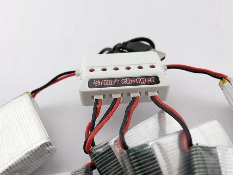 dealonline.co.nz dealonlinenz 6 in 1 3.7V USB Charger for Drone 6 In 1 3.7V USB Drone Battery Charger For Six Batteries