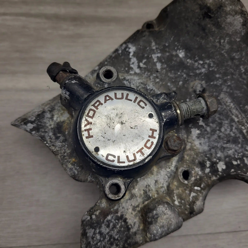 VT250F (MC08) Clutch slave and sprocket cover – view 2