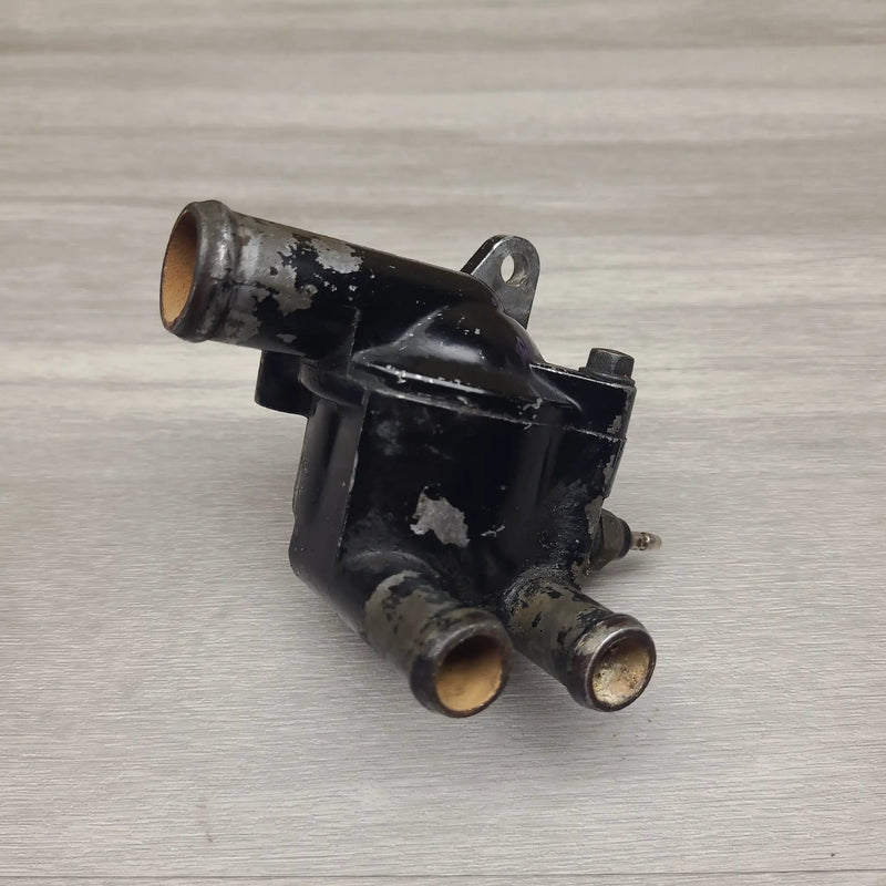 VT250F (MC08) Thermostat housing and temp sender – view 2