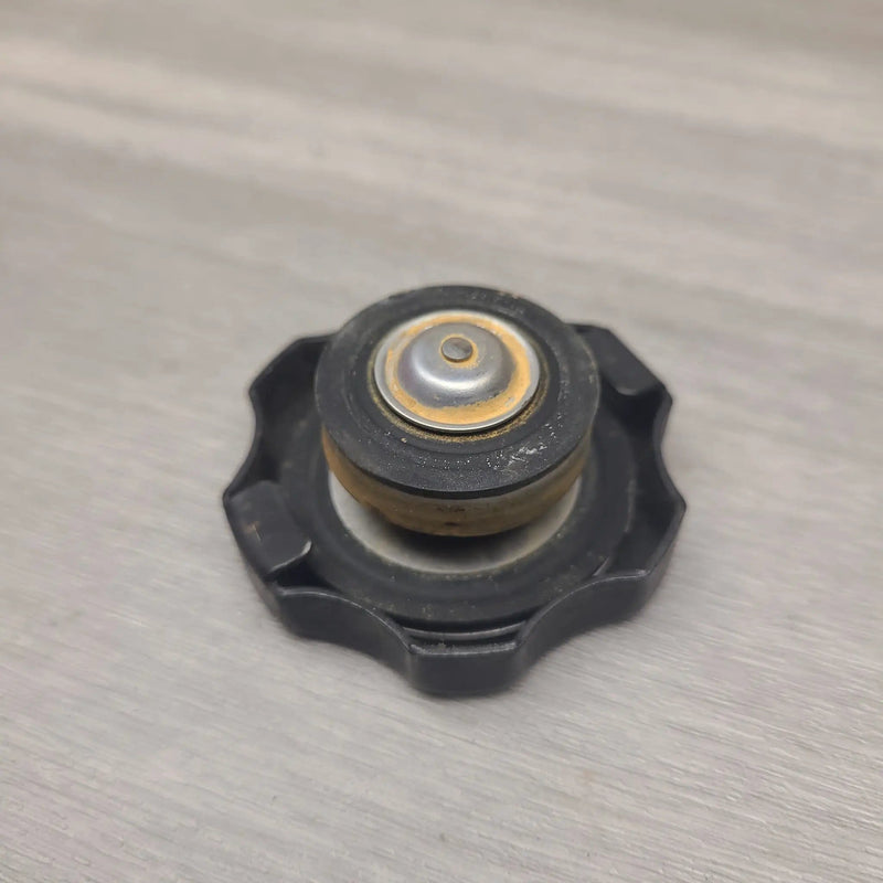 Motor Morgue Cooling Parts GSF250V Radiator Cap GSF250V Radiator Cap | Action Outdoors NZ