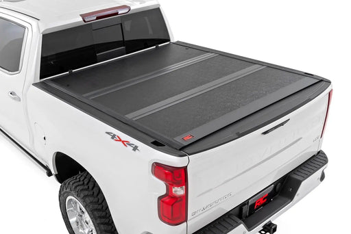 Hard Low Profile Bed Cover Chevy/GMC Sierra 1500 (19-26)/Silverado 1500 (19-26) – view 2