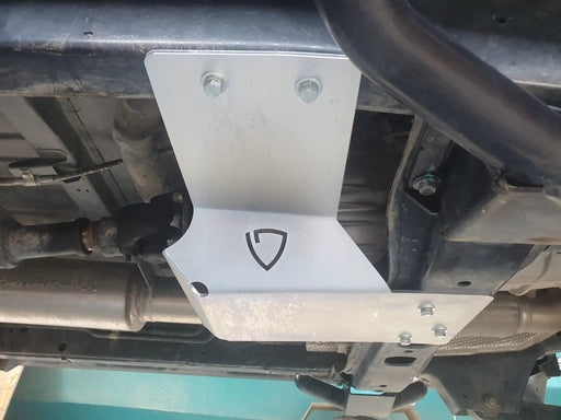 Toyota Landcruiser Transfer case guard VDJ 76/78/79 series – view 2