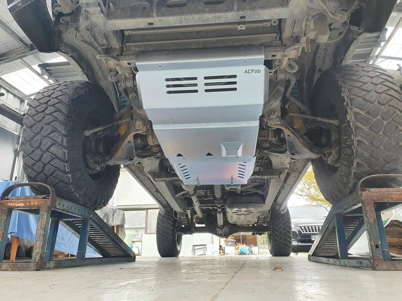 Toyota Hilux 2005 - 2015 N70 KUN26 Bash Plates Suit Diff Drop – view 7