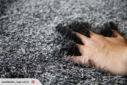 Kiwi Grab Kiwi Grab Silk Black/White rug 2x1.4m Silk Black/White rug 2x1.4m