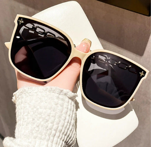 ECOTREK Sunglasses ECOTREK Women’s Oversized Sunglasses – UV400 Retro Square Fashion Shades LX07 ECOTREK Women’s Oversized Sunglasses – UV400 Retro Square Fashion Shades LX07