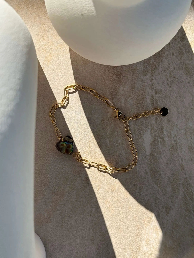 Tahana Jewellery Bracelet Pāua Gold Heart Bracelet Pāua Gold Heart Bracelet