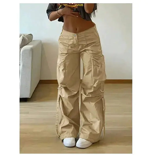 Low-Waist Cargo Pants for Women - Multi-Pocket Utility Pants | Casual Outdoor Wear – view 1