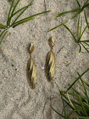 Tahana Jewellery Earrings Rau Rere Gold Earrings Rau Rere Gold Earrings