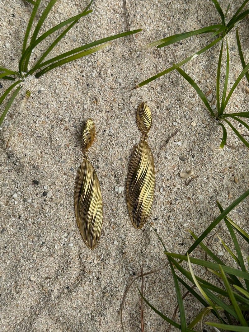 Tahana Jewellery Earrings Rau Rere Gold Earrings Rau Rere Gold Earrings