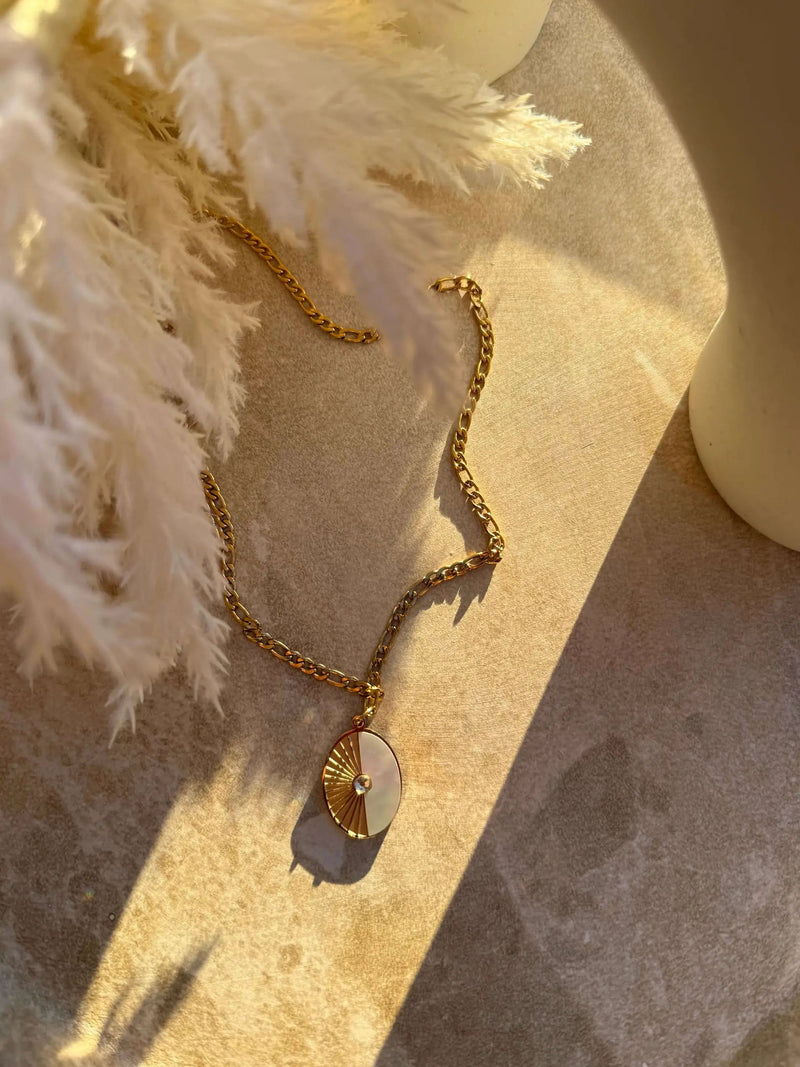 Tahana Jewellery Necklace Pāua Whetū Gold Necklace Pāua Whetū Gold Necklace