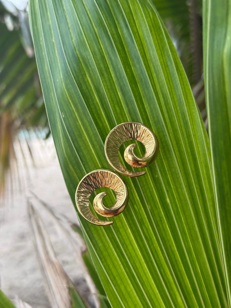 Tahana Jewellery Bundle Set Ngā Ripo o te Moana Gold Bundle - Limited Edition Ngā Ripo o te Moana Gold Bundle - Limited Edition