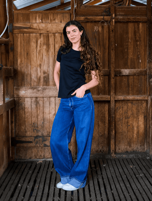 Merino 365 NZ Women's Ts Women's Crew T-Shirt - 100% Merino Wool, Black Women Merino Wool Crew Neck Tee Black Lightweight