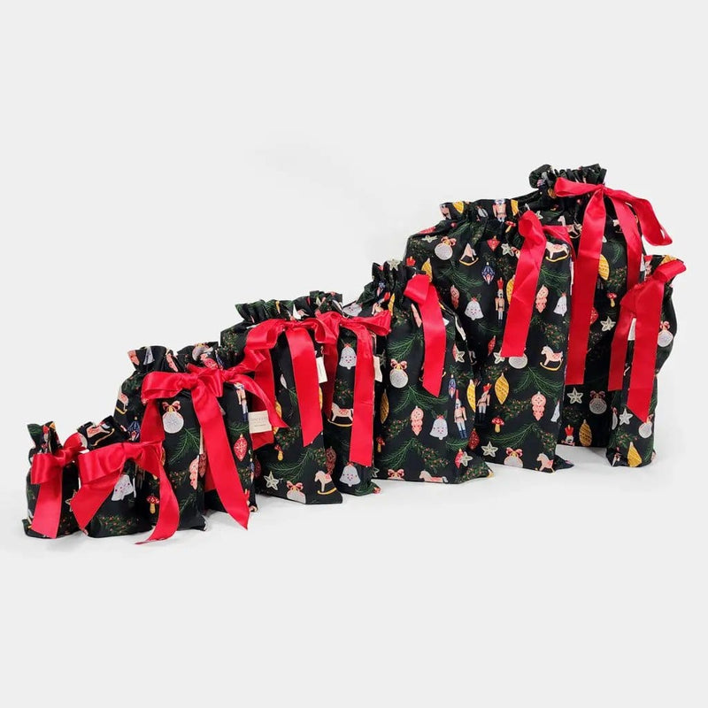 Waste Free Celebrations Fabric Gift Bags Folk Julepynt (Reusable Gift Bag Set) Folk Julepynt (Reusable Gift Bag Set)