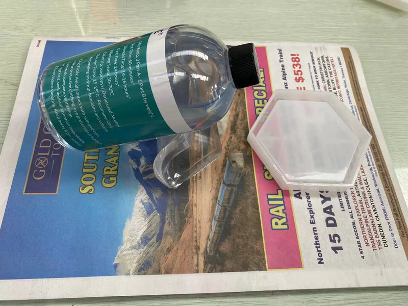 Crystal Clear Art Epoxy Resin - 3 : 1 by Weight 1kg Kit - Soft Type – view 2