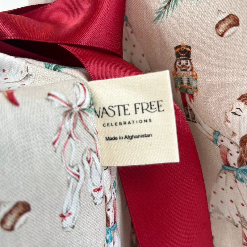 Waste Free Celebrations Nutcracker Clara Tanzt (SYO Reusable Gift Bag Set) Nutcracker Clara Tanzt (SYO Reusable Gift Bag Set)