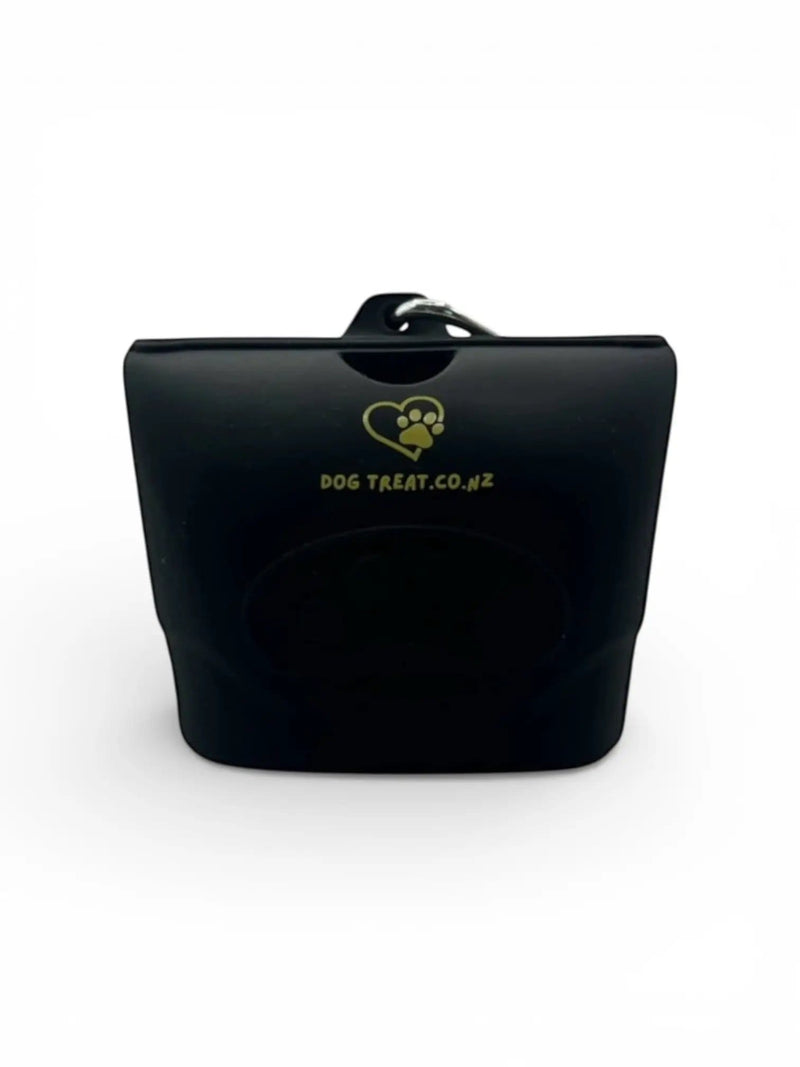 DogTreatNZ Silicone Dog Treat Pouch On The Go Training Accessory Silicone Dog Treat Pouch On The Go Training