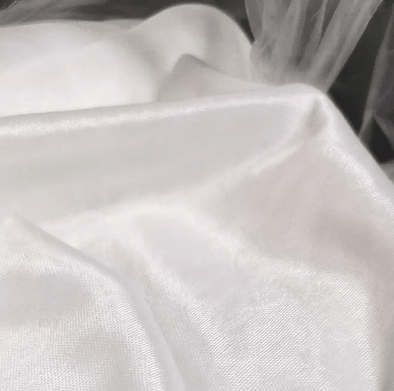 2x2M White Curtain Backdrop For Weddings And Events – view 3