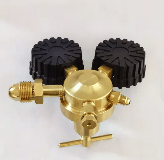 salelink.co.nz Unbranded Nitrogen Regulator with 2M Hose Nitrogen Regulator with 2M Hose | Action Outdoors NZ