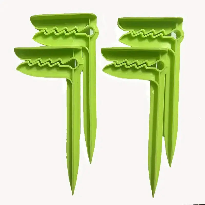 Outdoor Beach & Picnic Mat Towel Holder – Windproof Camping Tool (4pcs) – view 11