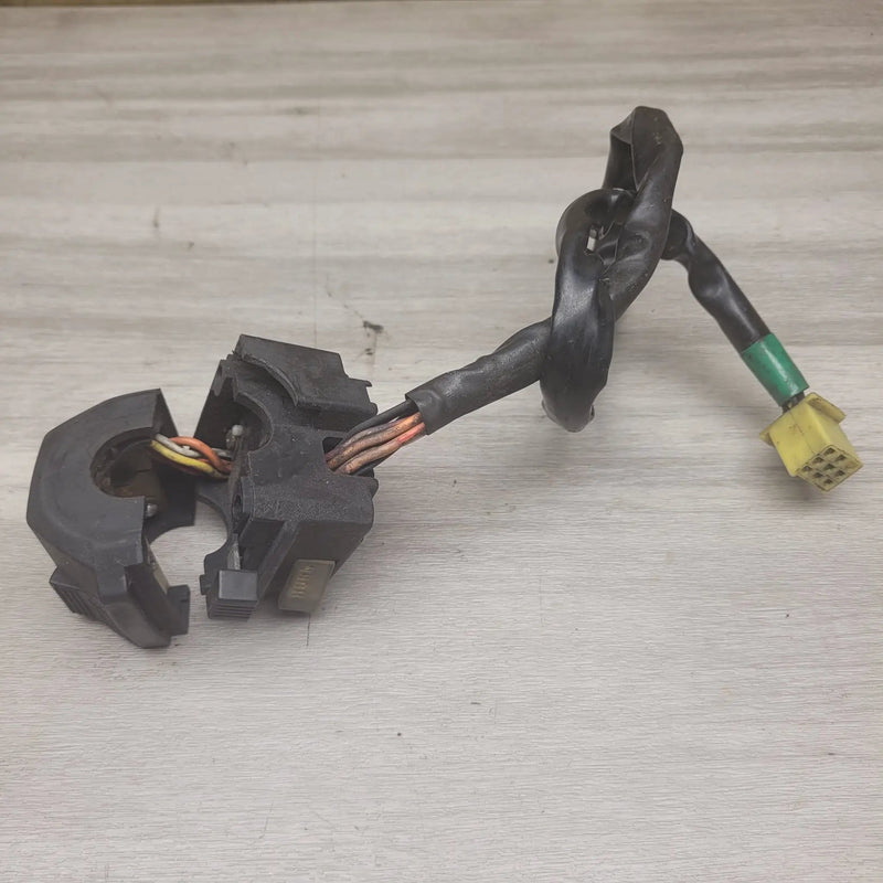 GSF250 Bandit (GJ74A) Left switch block – view 1