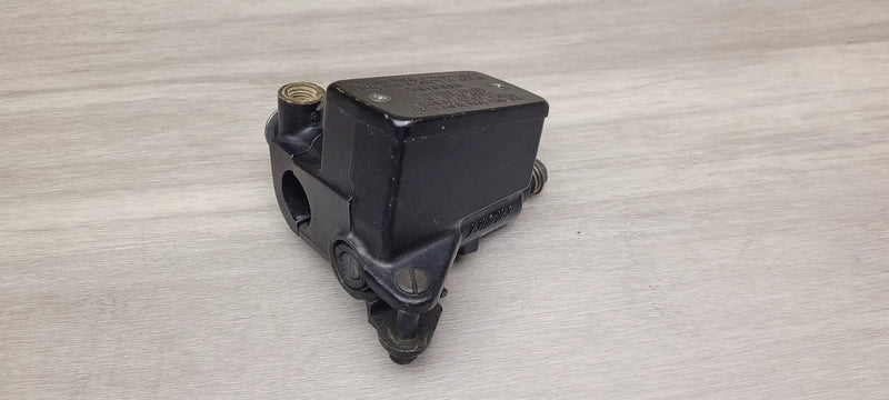 Motor Morgue Brake Parts GSF250V Front brake master cylinder GSF250V Front brake master cylinder | Action Outdoors NZ