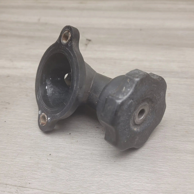 GSF250 Bandit (GJ74A) Radiator cap and housing – view 1
