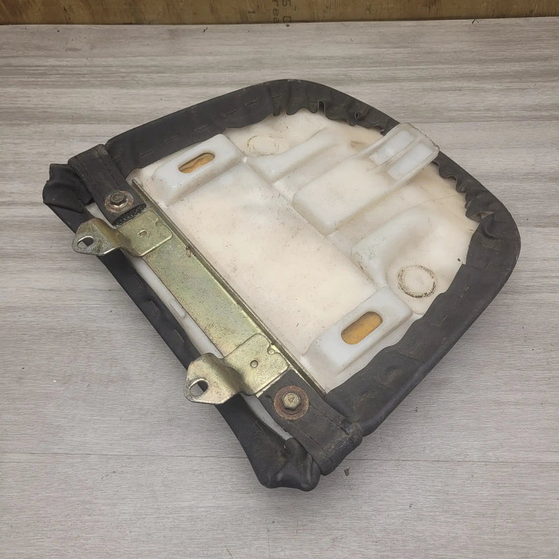 Motor Morgue Interior Parts GSF250 Bandit (GJ74A) Rear seat (000318) GSF250 Bandit (GJ74A) Rear seat (000318) - NZ