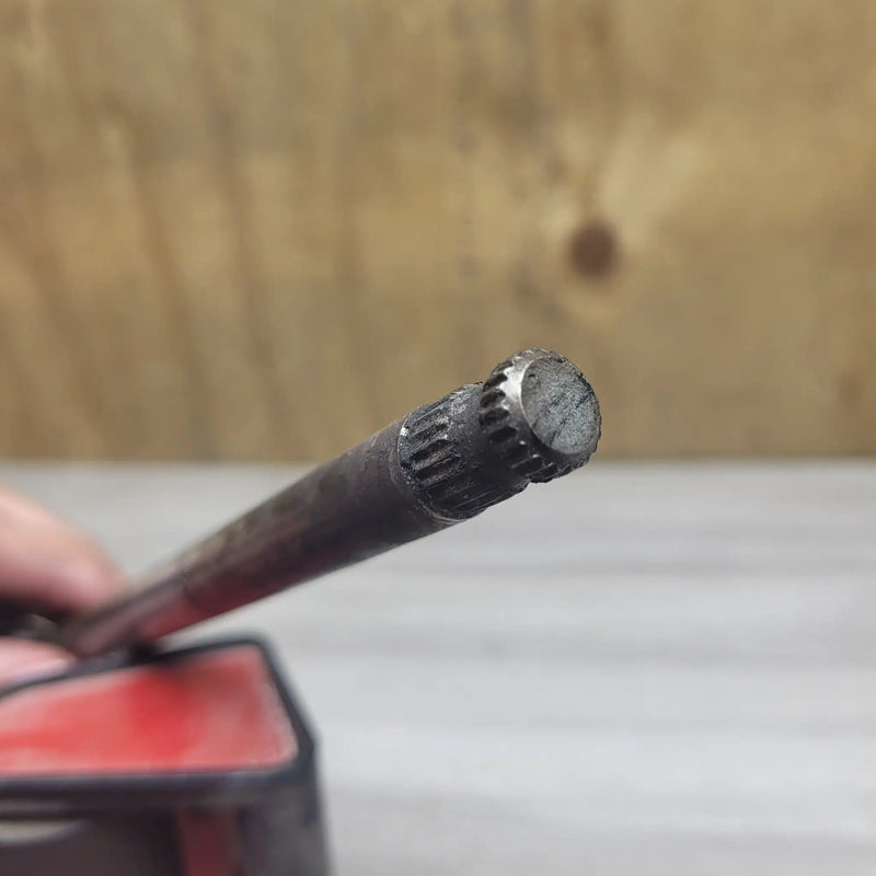 GSF250 Bandit (GJ74A) gear change shaft – view 2