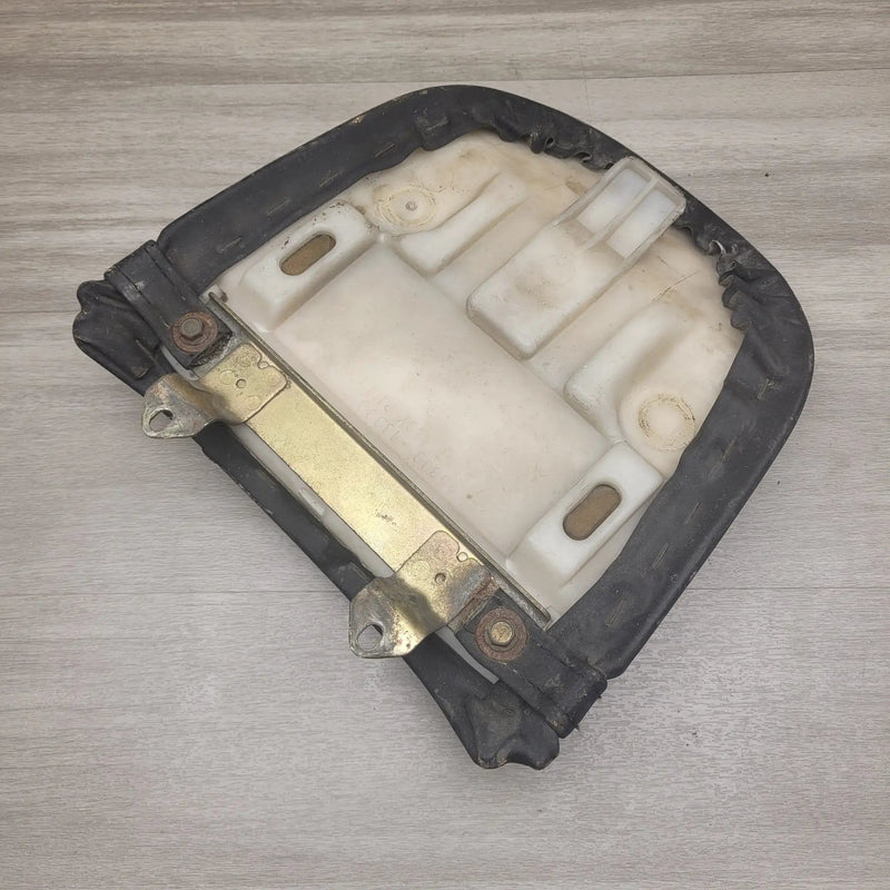 Motor Morgue Interior Parts GSF250 Bandit (GJ74A) Rear seat (000237) GSF250 Bandit (GJ74A) Rear seat (000237) - NZ