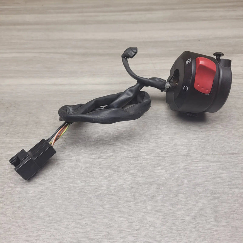 Motor Morgue Vehicle Parts GW250 Inazuma Right Switch Block GW250 Inazuma Right Switch Block | Action Outdoors NZ