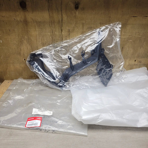 Motor Morgue Vehicle Parts 64242 MKN D10 64242 MKN D10 | Action Outdoors NZ