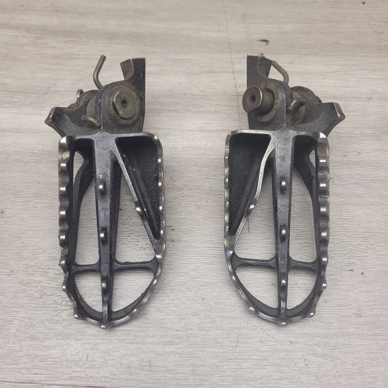 Motor Morgue Vehicle Parts CRF250R 2008 Footpegs CRF250R 2008 Footpegs | Action Outdoors NZ