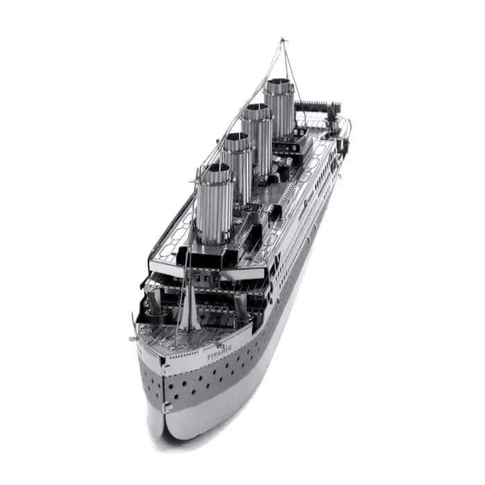9eight5 Tools & Models Titanic Titanic
